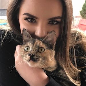 Meet your Posher, Tainya